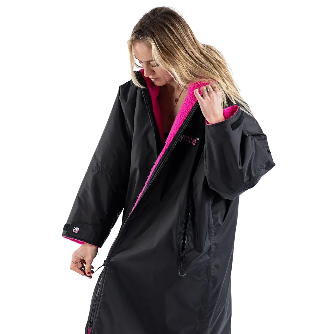 Dryrobe Advance Changing Robe Long Sleeved - Black/Pink