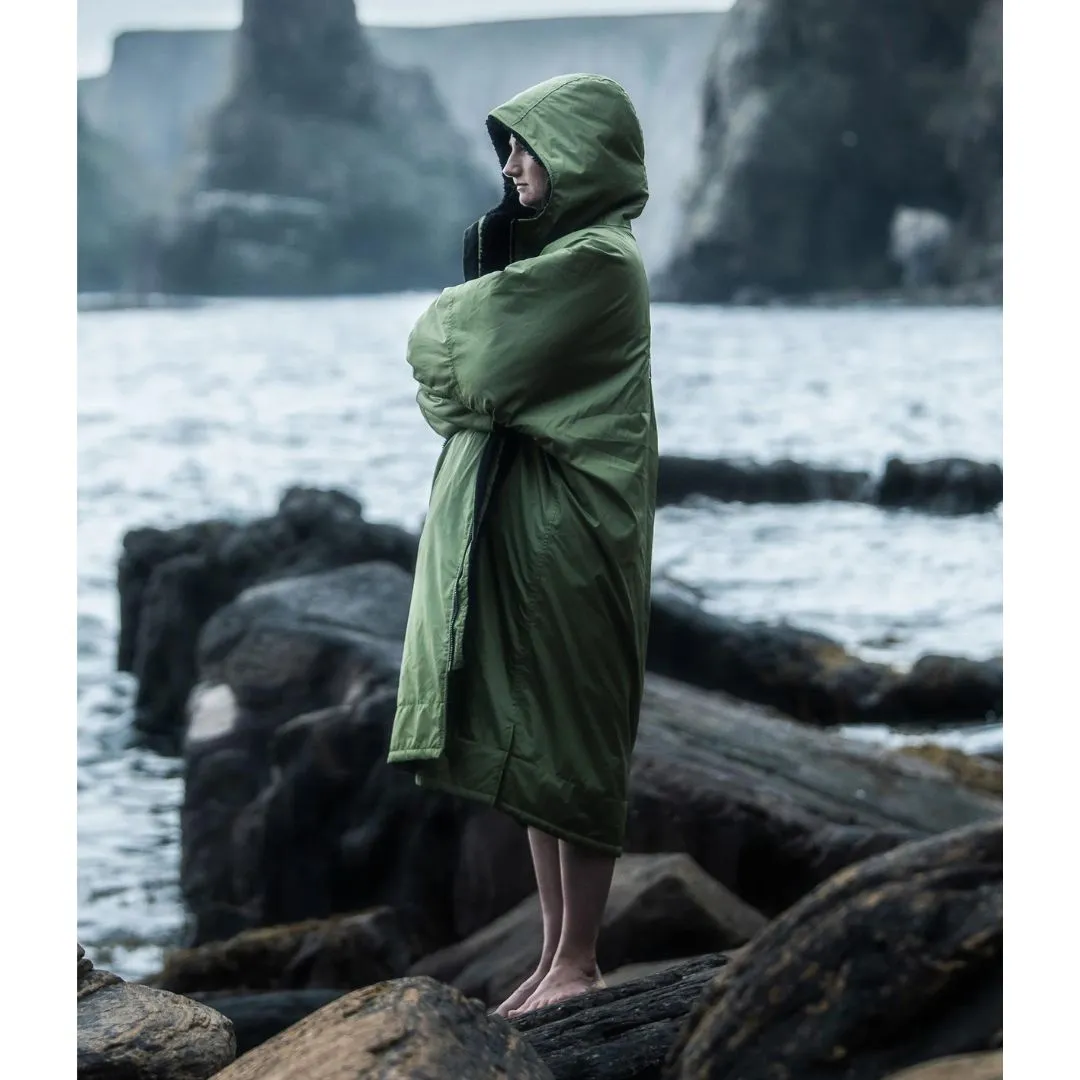 Dryrobe Advance Changing Robe Long Sleeved - Forest Green / Black