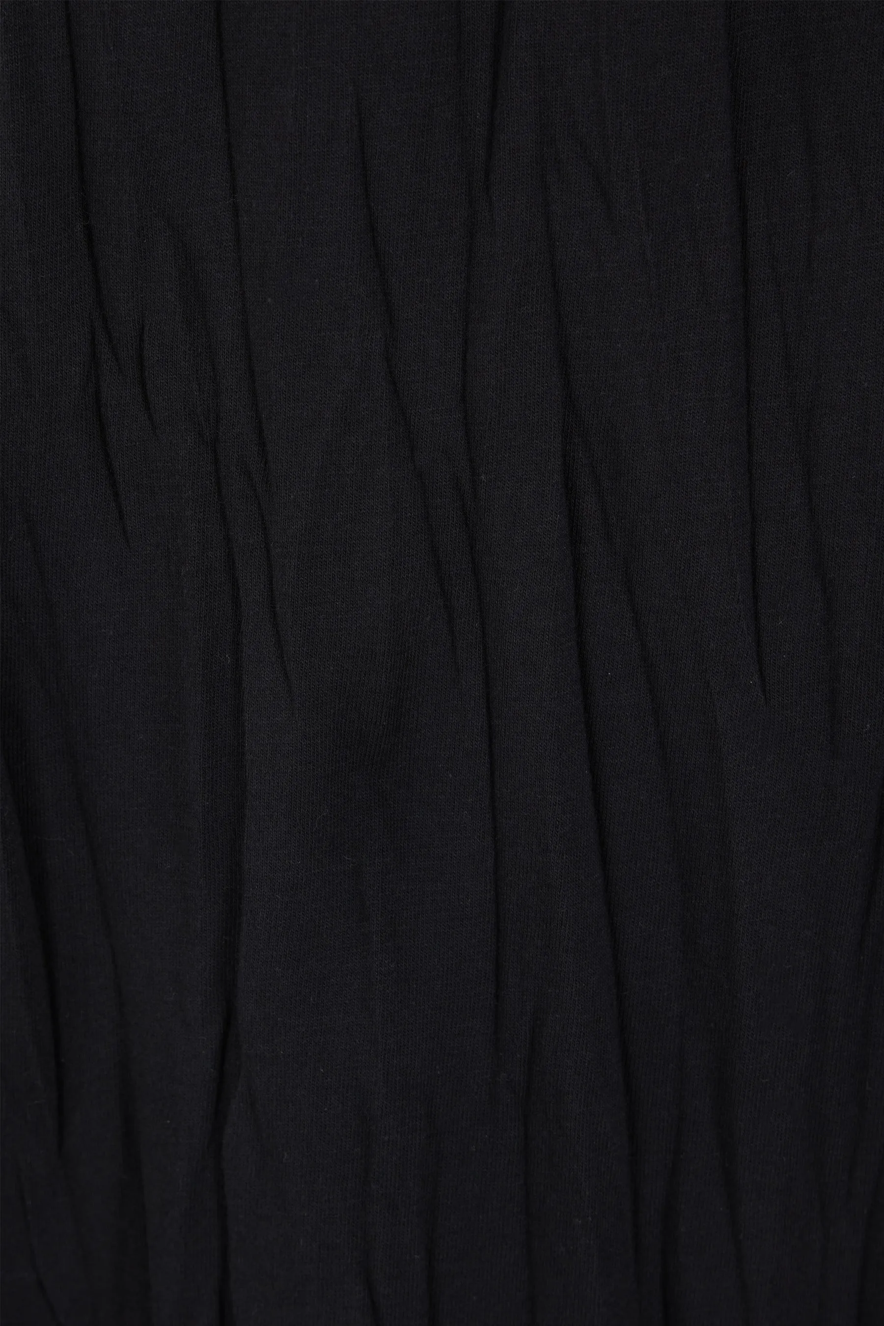 jersey long-sleeved t-shirt with vertical pressed creases