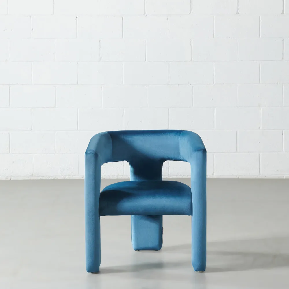 MEZE - Blue Velvet Lounge Chair