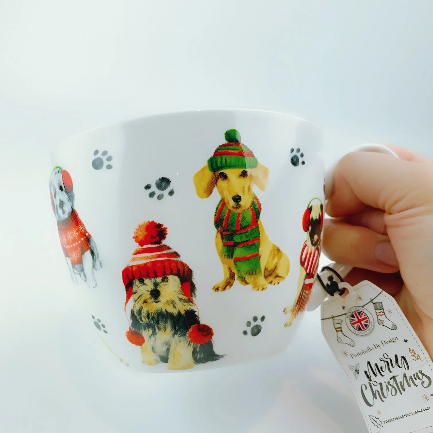 Portobello By Design 'Let It Snow' Dogs With Beanie Bone China XL Coffee Mug Tea Cup 20 oz